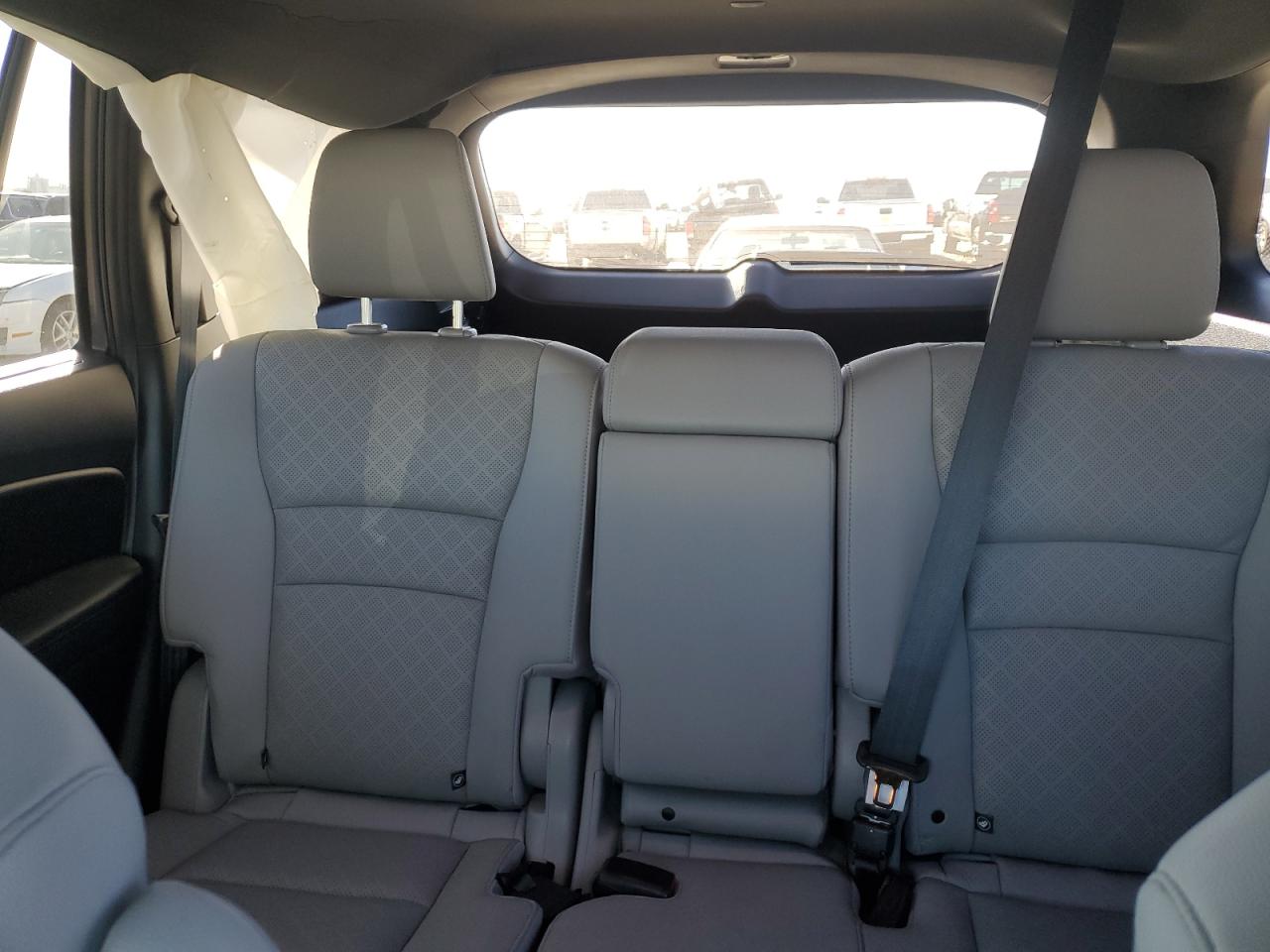 2021 Honda Passport VIN 5FNYF8H04MB034700 Copart auction photo, side damage thumbnail 10