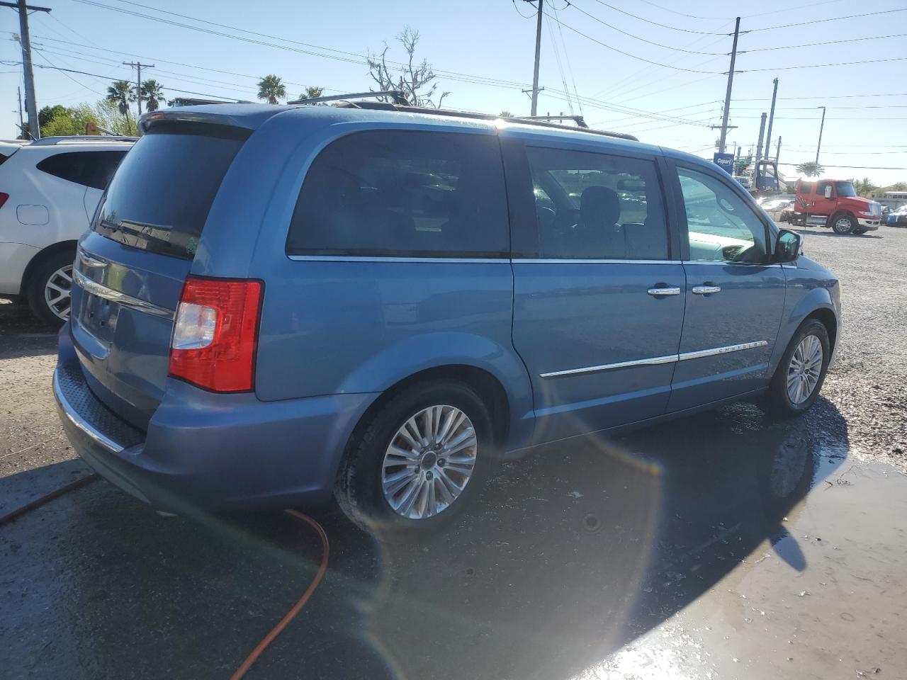 2011 Chrysler Town & Country VIN 2A4RR8DG1BR779981 Copart auction photo, side damage thumbnail 3