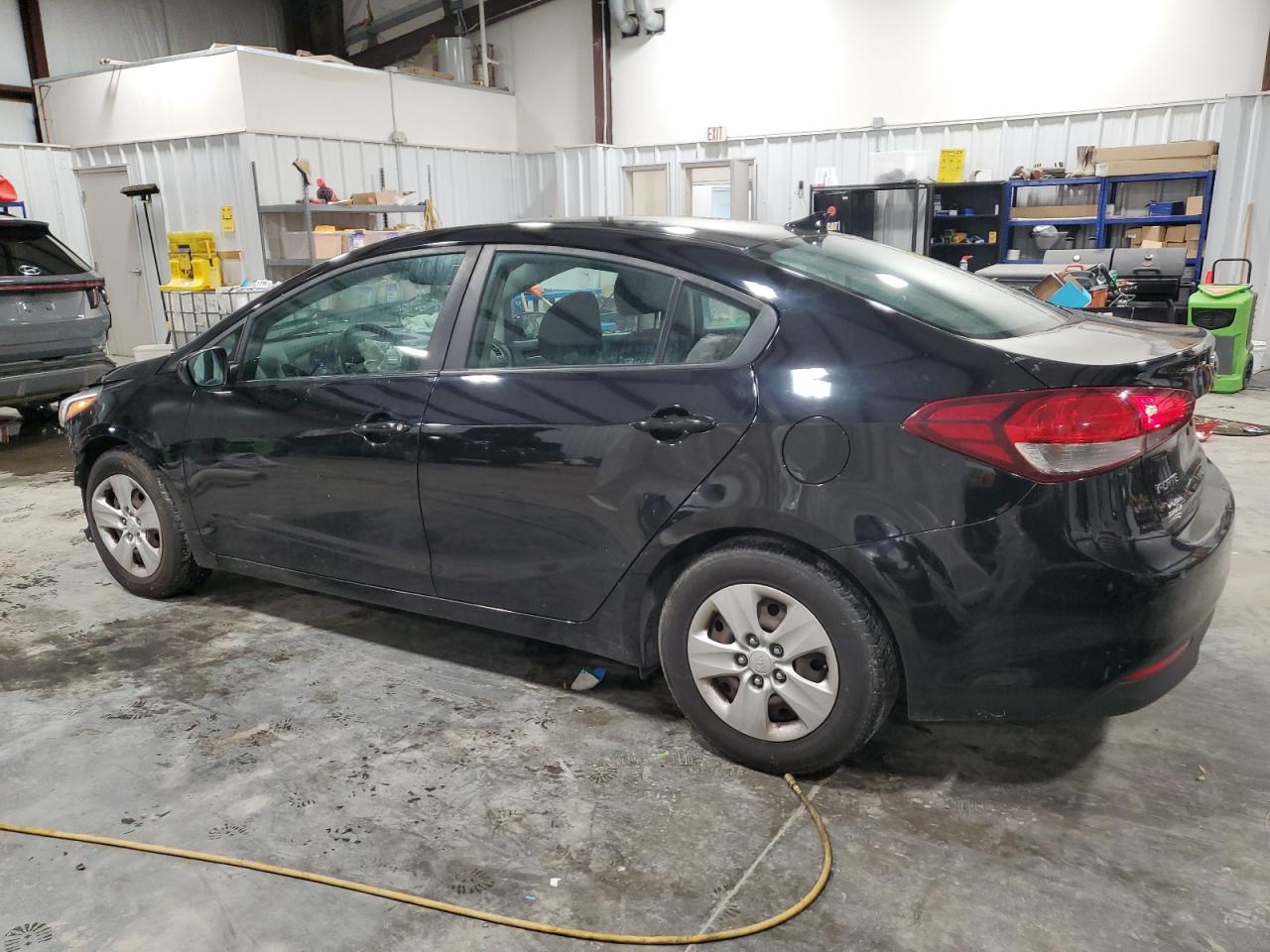 2017 KIA Forte VIN 3KPFL4A7XHE141102 Copart auction photo, front end / minor dent/scratches damage thumbnail 2