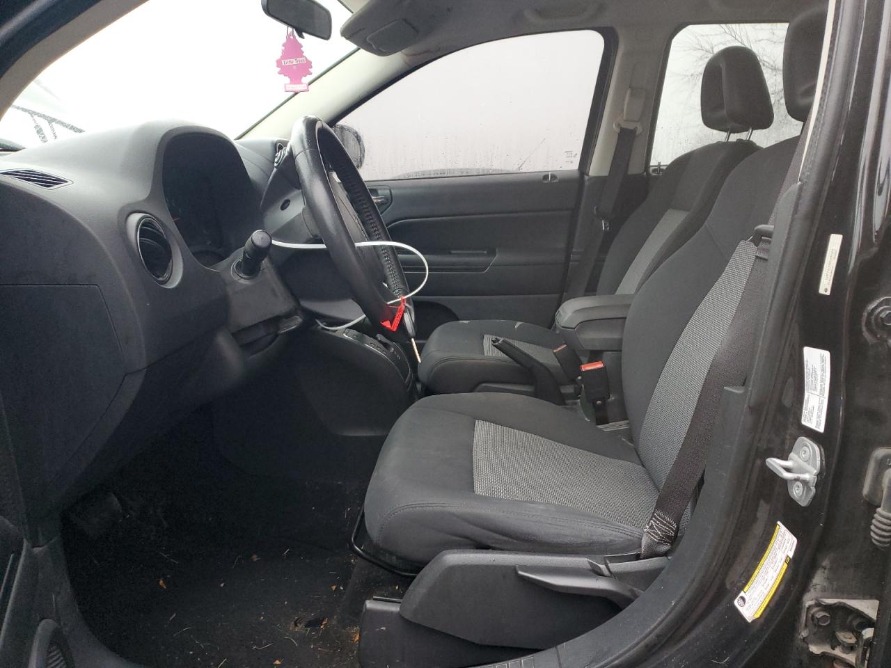 2009 Jeep Compass VIN 1J4FT47B89D242342 Copart auction photo, mechanical / side damage thumbnail 7