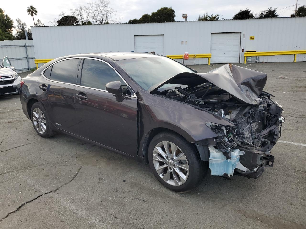 2013 Lexus ES VIN JTHBW1GG5D2026831 Copart auction photo, front end damage thumbnail 4
