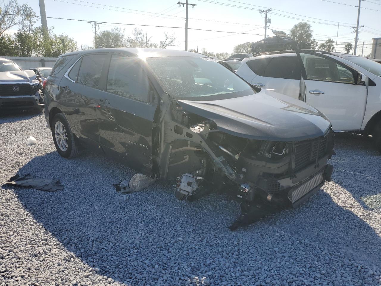 2022 Chevrolet Equinox VIN 2GNAXKEV1N6130827 Copart auction photo, front end damage thumbnail 4