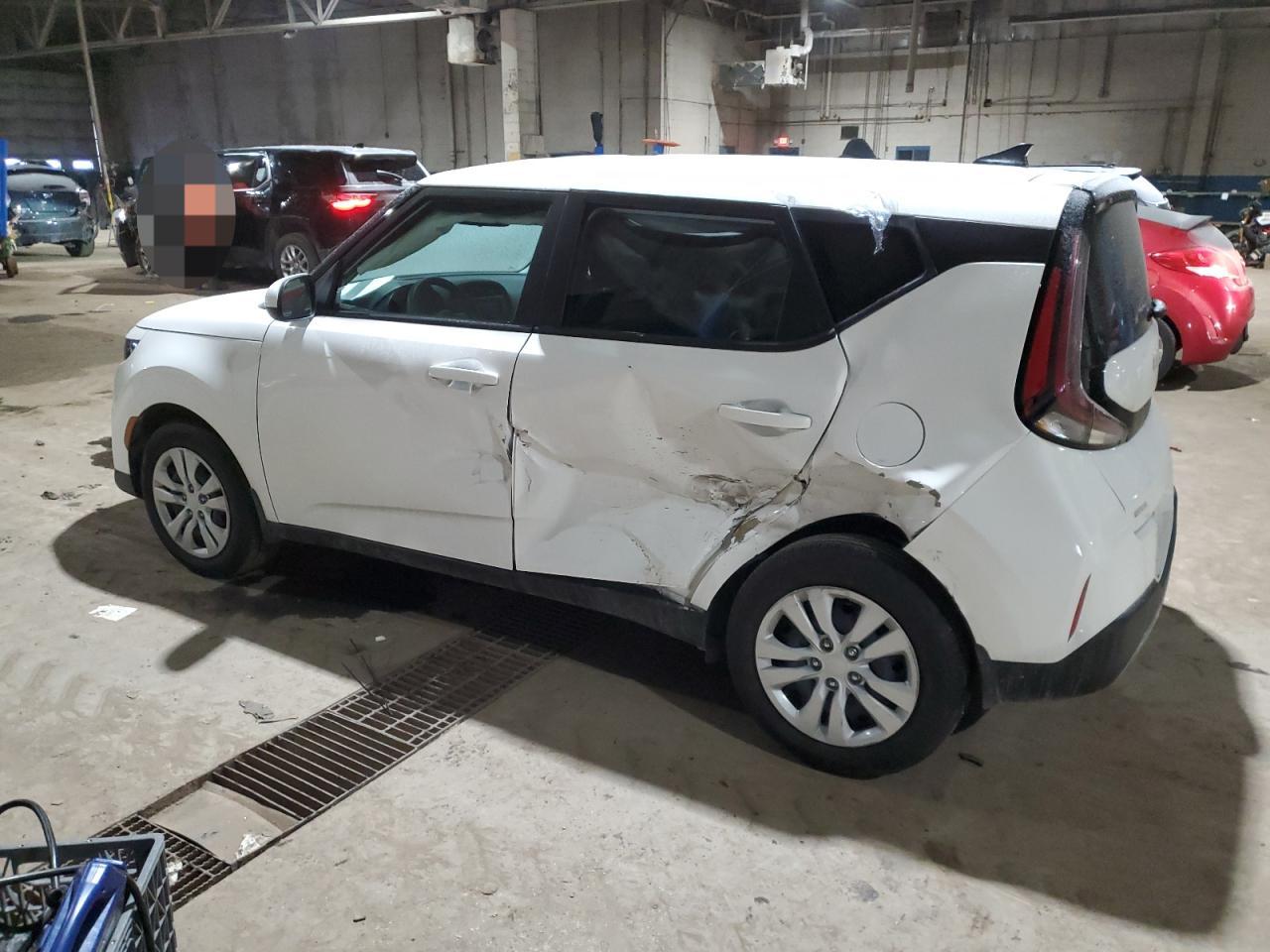 2023 KIA Soul VIN KNDJ23AU4P7217117 Copart auction photo, side / rear end damage thumbnail 2