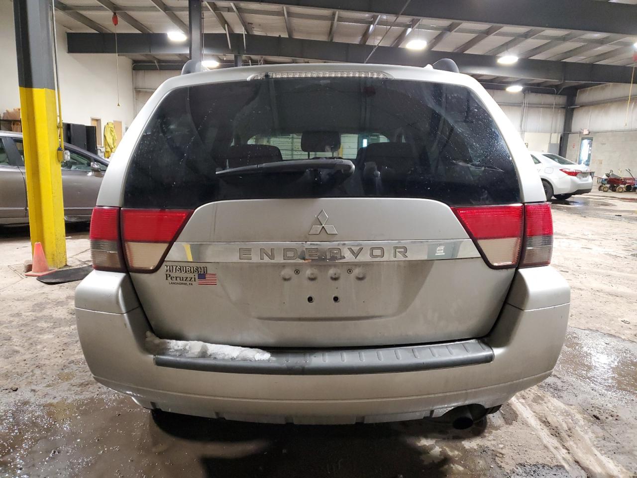 2011 Mitsubishi Endeavor VIN 4A4JM2AS7BE015369 Copart auction photo, front end / side damage thumbnail 6