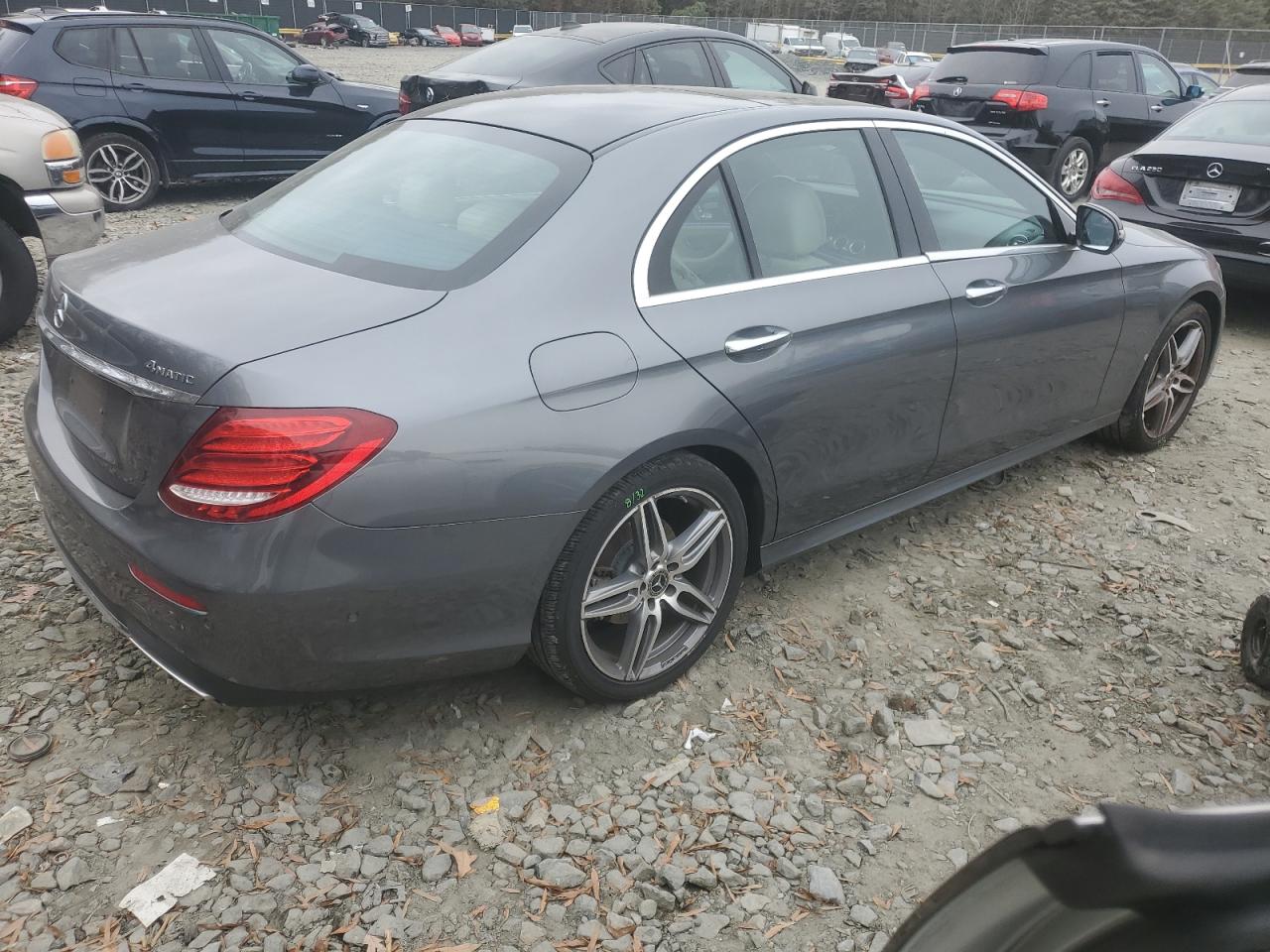 2018 Mercedes-Benz E-klasse VIN WDDZF4KB4JA390632 Copart auction photo, front end damage thumbnail 3