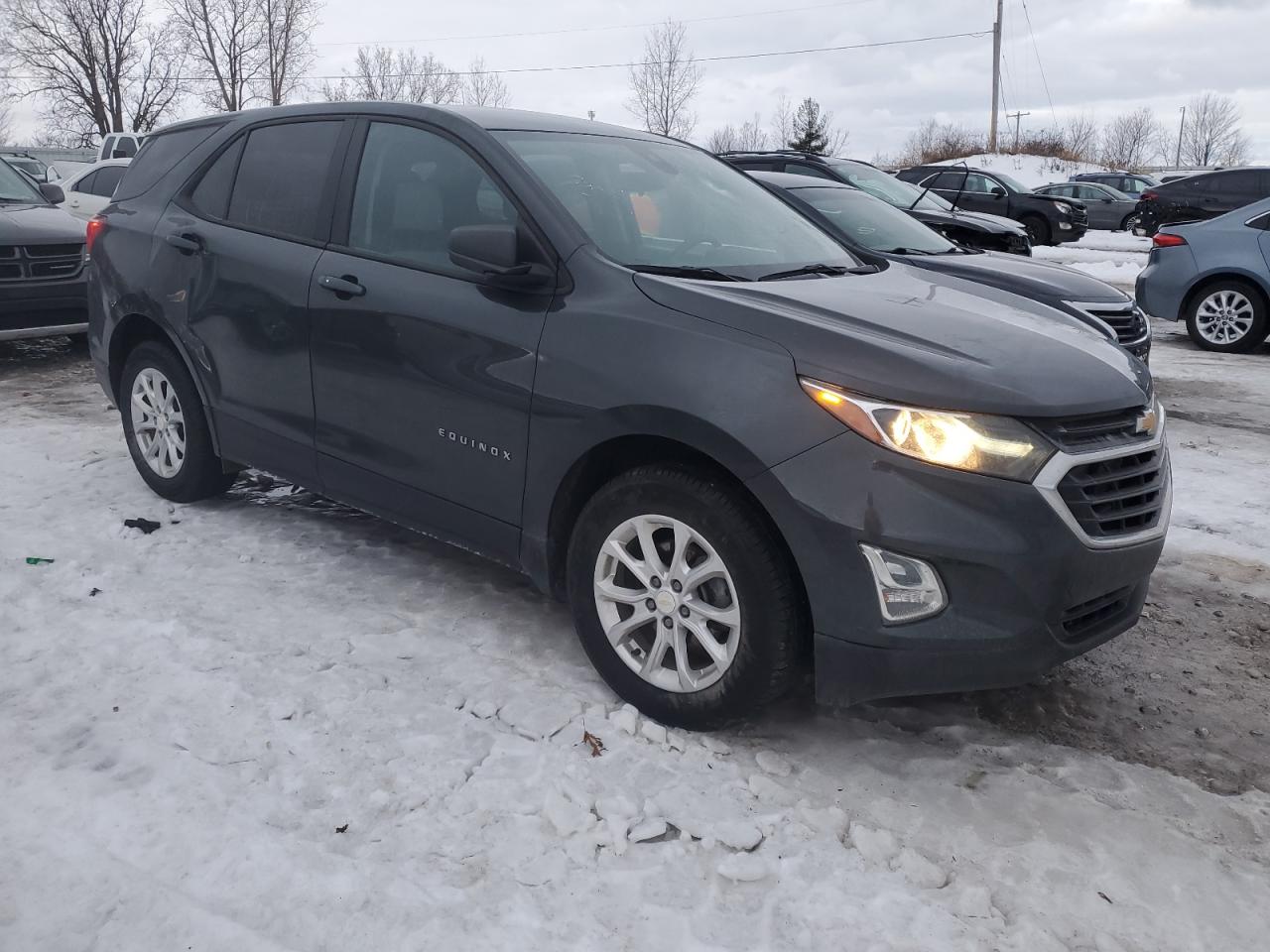 2020 Chevrolet Equinox VIN 3GNAXSEV8LS535503 Copart auction photo, all over damage thumbnail 4