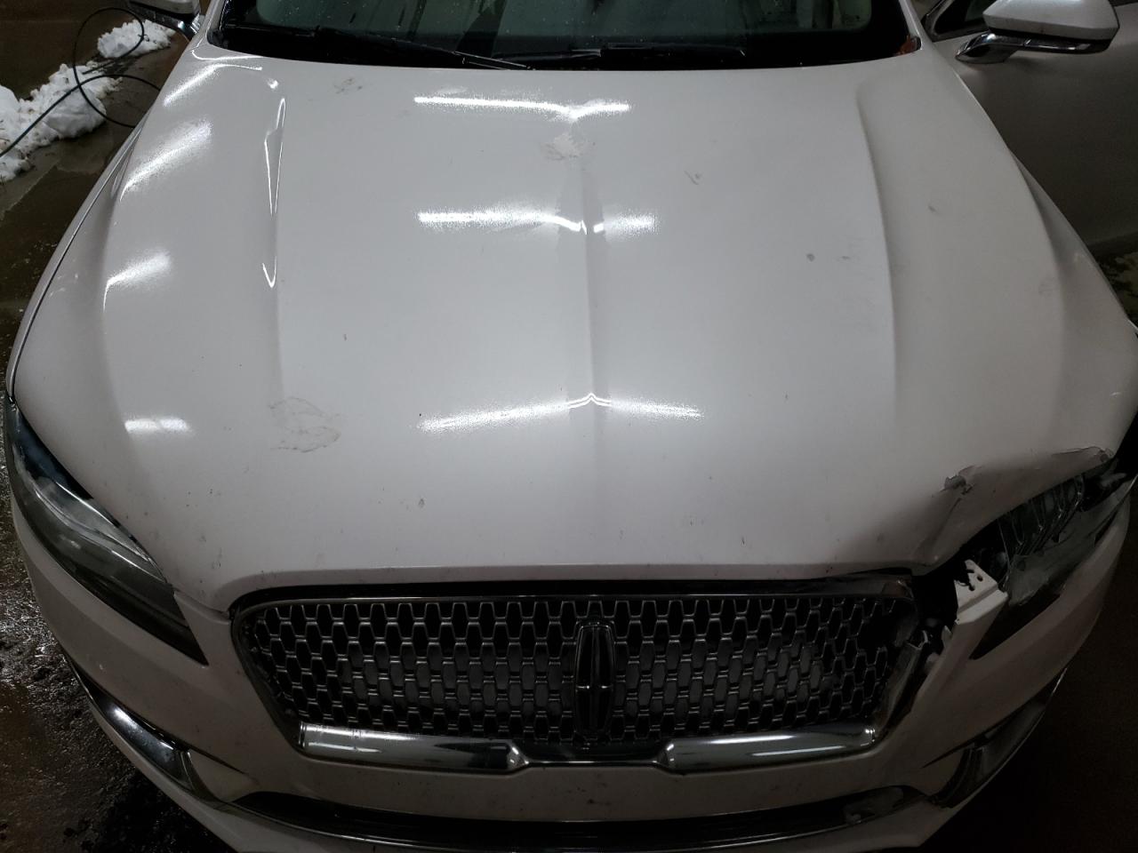 2017 Lincoln MKZ VIN 3LN6L5C90HR619021 Copart auction photo, front end / minor dent/scratches damage thumbnail 11