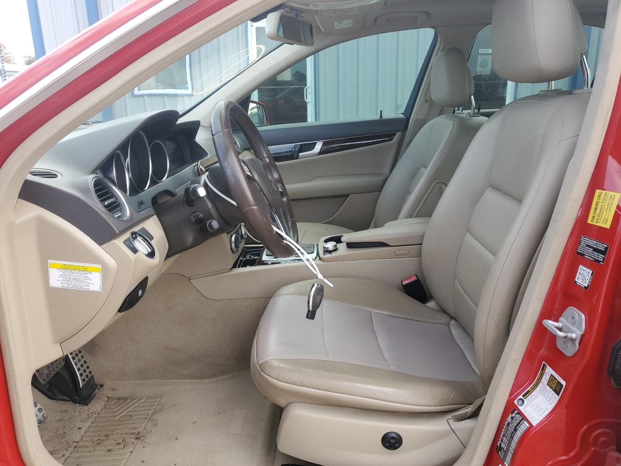 2014 Mercedes-Benz C-klasse VIN WDDGF4HB9EA951864 Copart auction photo, normal wear / mechanical damage thumbnail 7