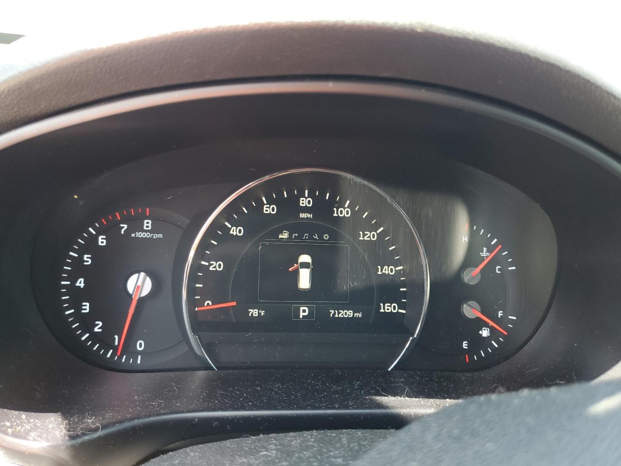 2017 KIA Sorento VIN 5XYPK4A58HG306797 Copart auction photo, front end / minor dent/scratches damage thumbnail 9