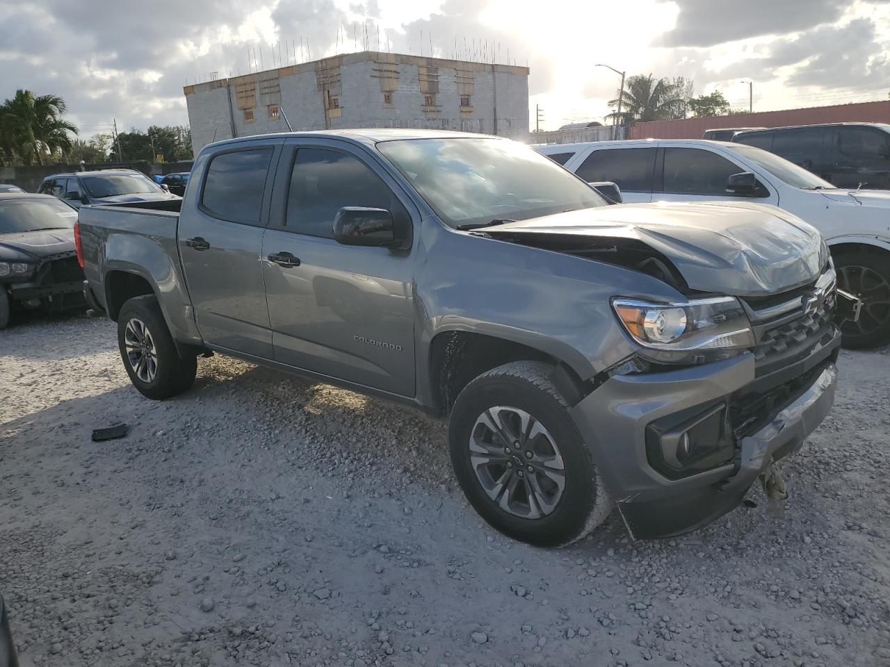 2022 Chevrolet Colorado VIN 1GCGSDENXN1266163 Copart auction photo, front end damage thumbnail 4