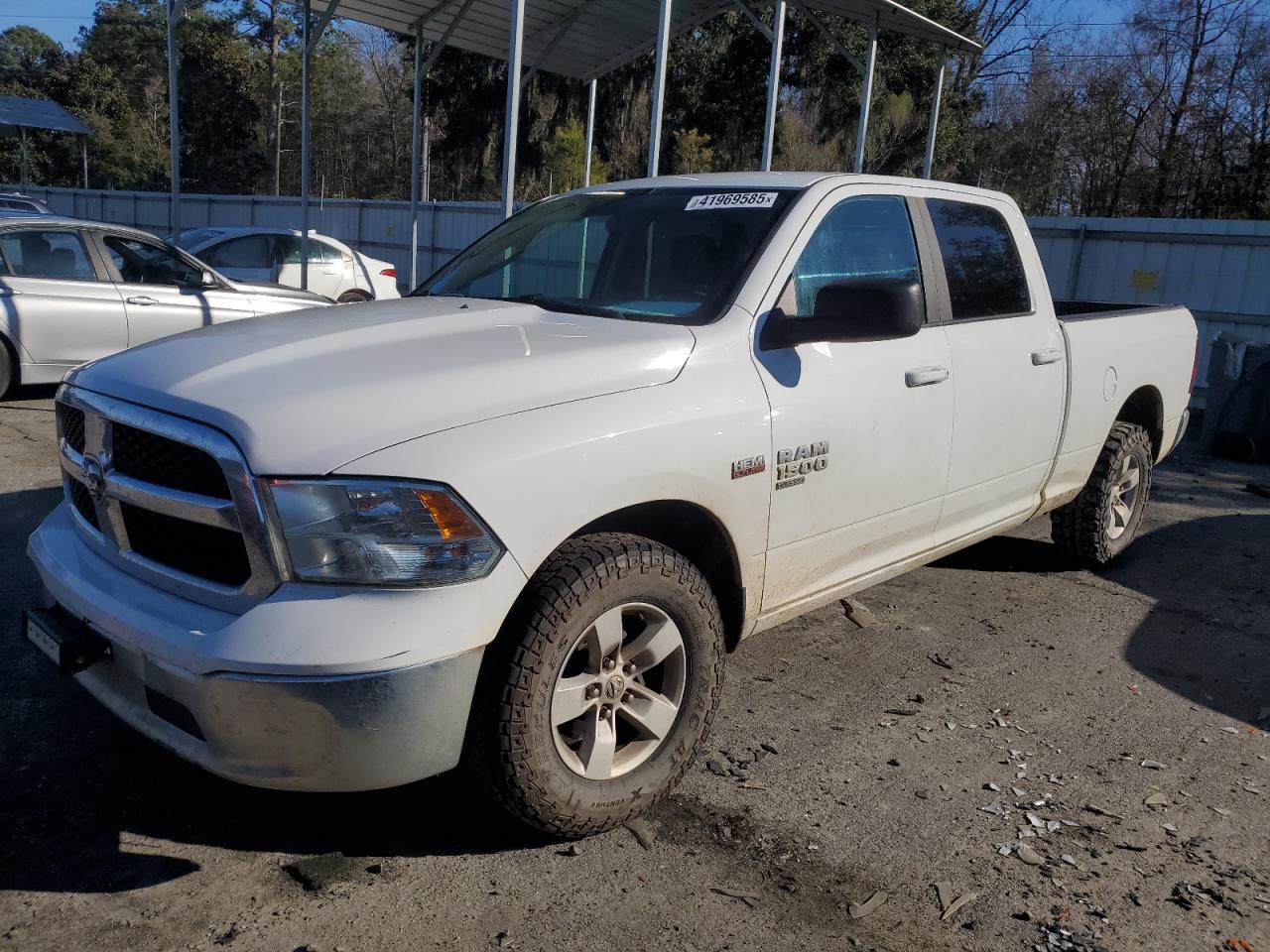 2019 RAM 1500 VIN 1C6RR6TT2KS657581