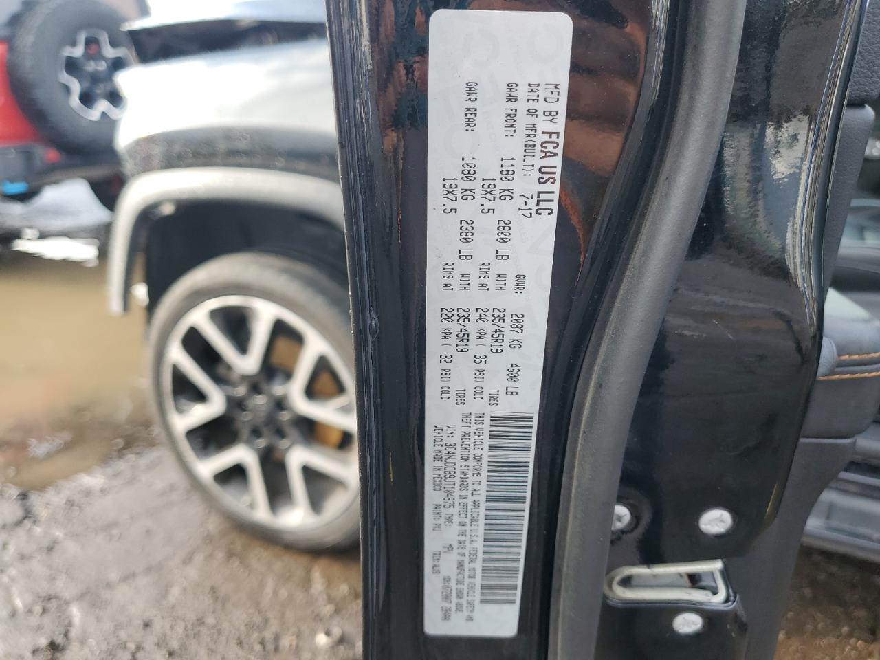 2018 Jeep Compass VIN 3C4NJDCB9JT104675 Copart auction photo, front end damage thumbnail 14