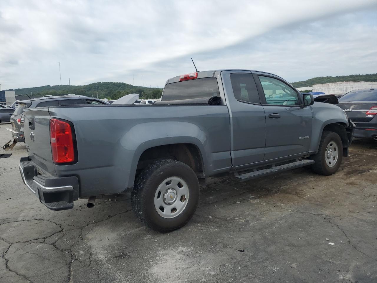 2018 Chevrolet Colorado VIN 1GCHSBEA3J1271169 Copart auction photo, front end / minor dent/scratches damage thumbnail 3