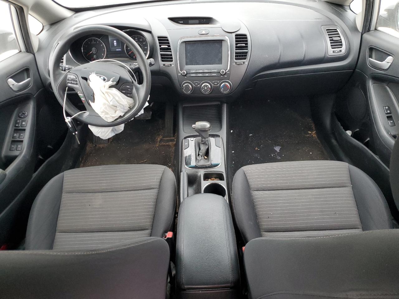 2018 KIA Forte VIN 3KPFL4A76JE242434 Copart auction photo, front end damage thumbnail 8