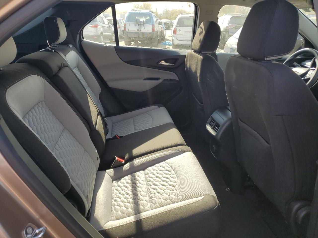 2018 Chevrolet Equinox VIN 2GNAXHEV5J6161348 Copart auction photo, front end damage thumbnail 11