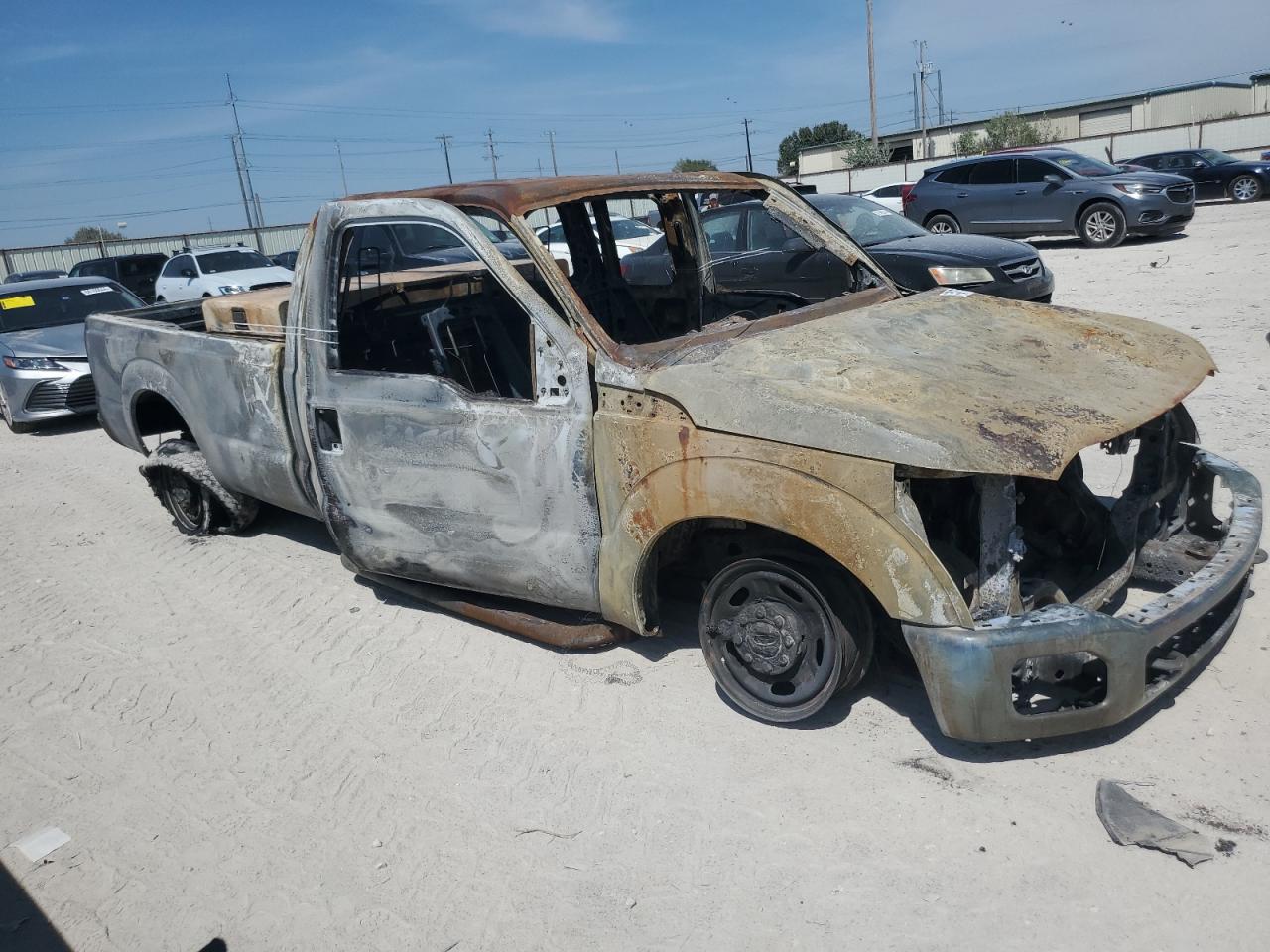 2012 Ford F250 VIN 1FT7X2A65CED15568 Copart auction photo, burn - engine / burn damage thumbnail 4