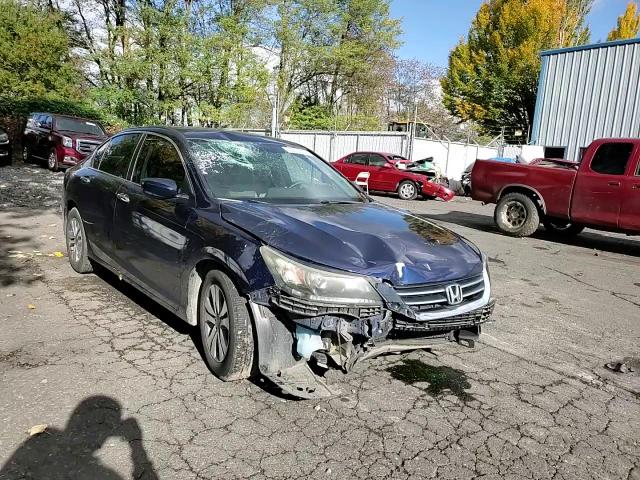 2015 Honda Accord VIN 1HGCR2F37FA112184 Copart auction photo, front end damage thumbnail 10