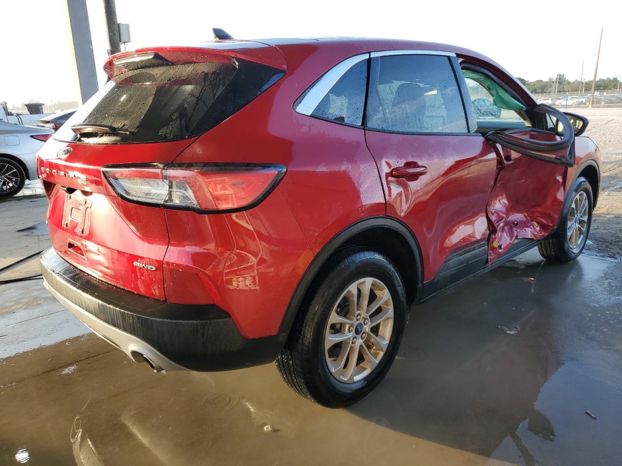 2022 Ford Escape VIN 1FMCU9G66NUB83349 Copart auction photo, side damage thumbnail 3