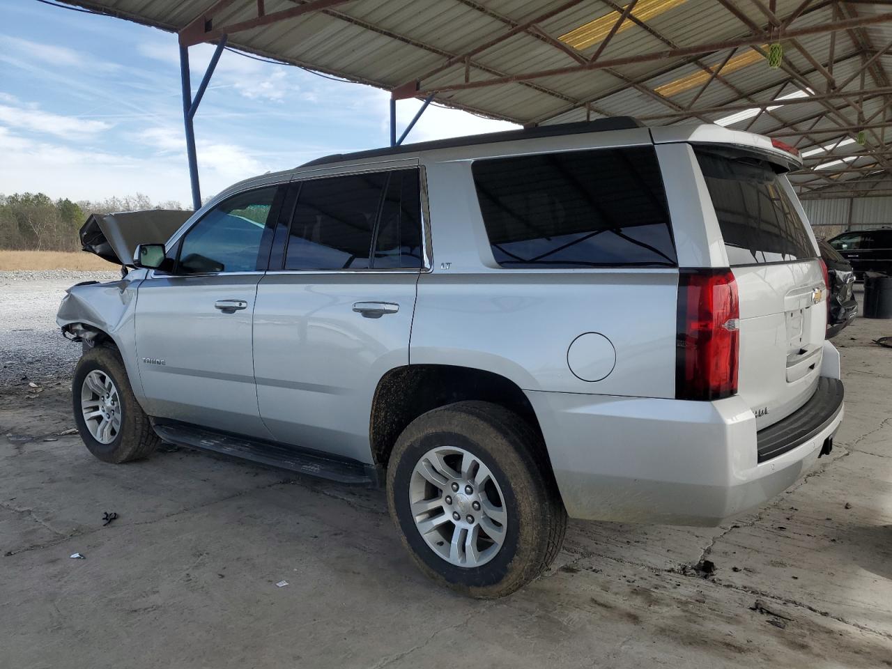 2019 Chevrolet Tahoe VIN 1GNSKBKC0KR343709 Copart auction photo, front end / minor dent/scratches damage thumbnail 2