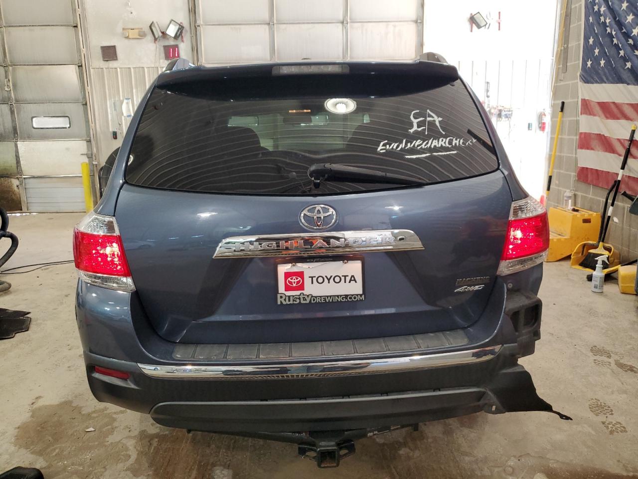 2013 Toyota Highlander VIN 5TDDK3EH9DS181310 Copart auction photo, side / rear end damage thumbnail 6