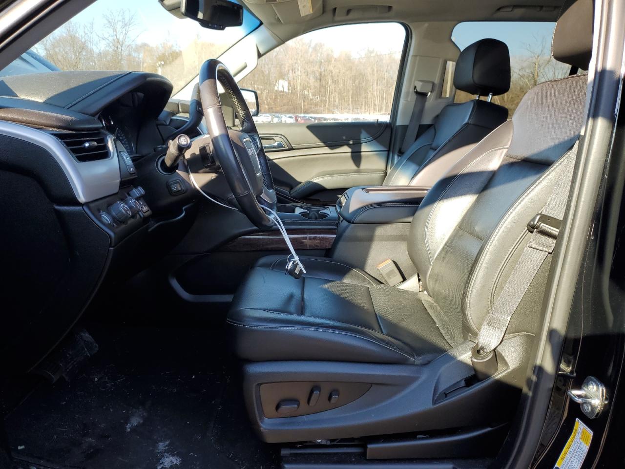 2019 GMC Yukon VIN 1GKS2BKC0KR337082 Copart auction photo, all over damage thumbnail 7
