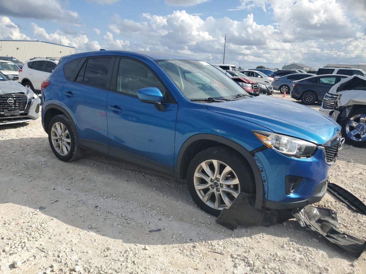 2014 Mazda CX-5 VIN JM3KE4DY0E0303487 Copart auction photo, front end damage thumbnail 4