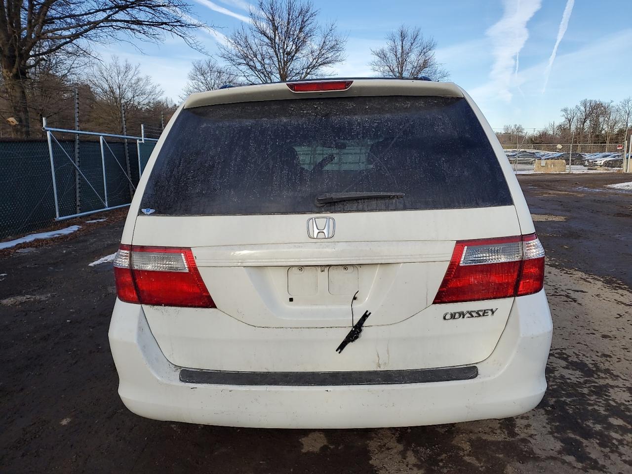 2005 Honda Odyssey VIN 5FNRL38415B418826 Copart auction photo, front end damage thumbnail 6
