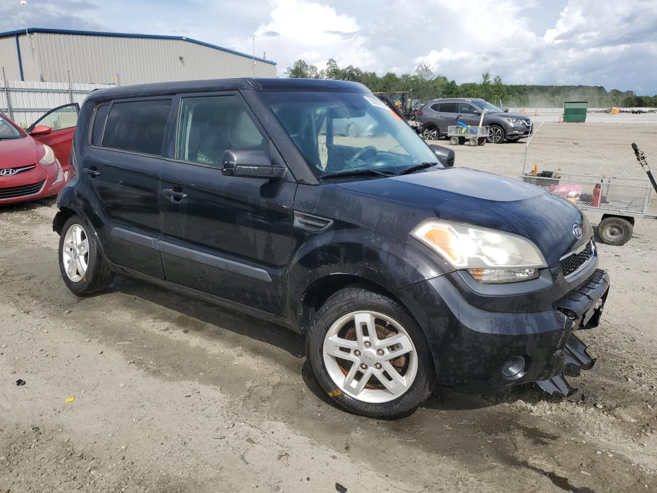 2011 KIA Soul VIN KNDJT2A27B7212606 Copart auction photo, all over damage thumbnail 4