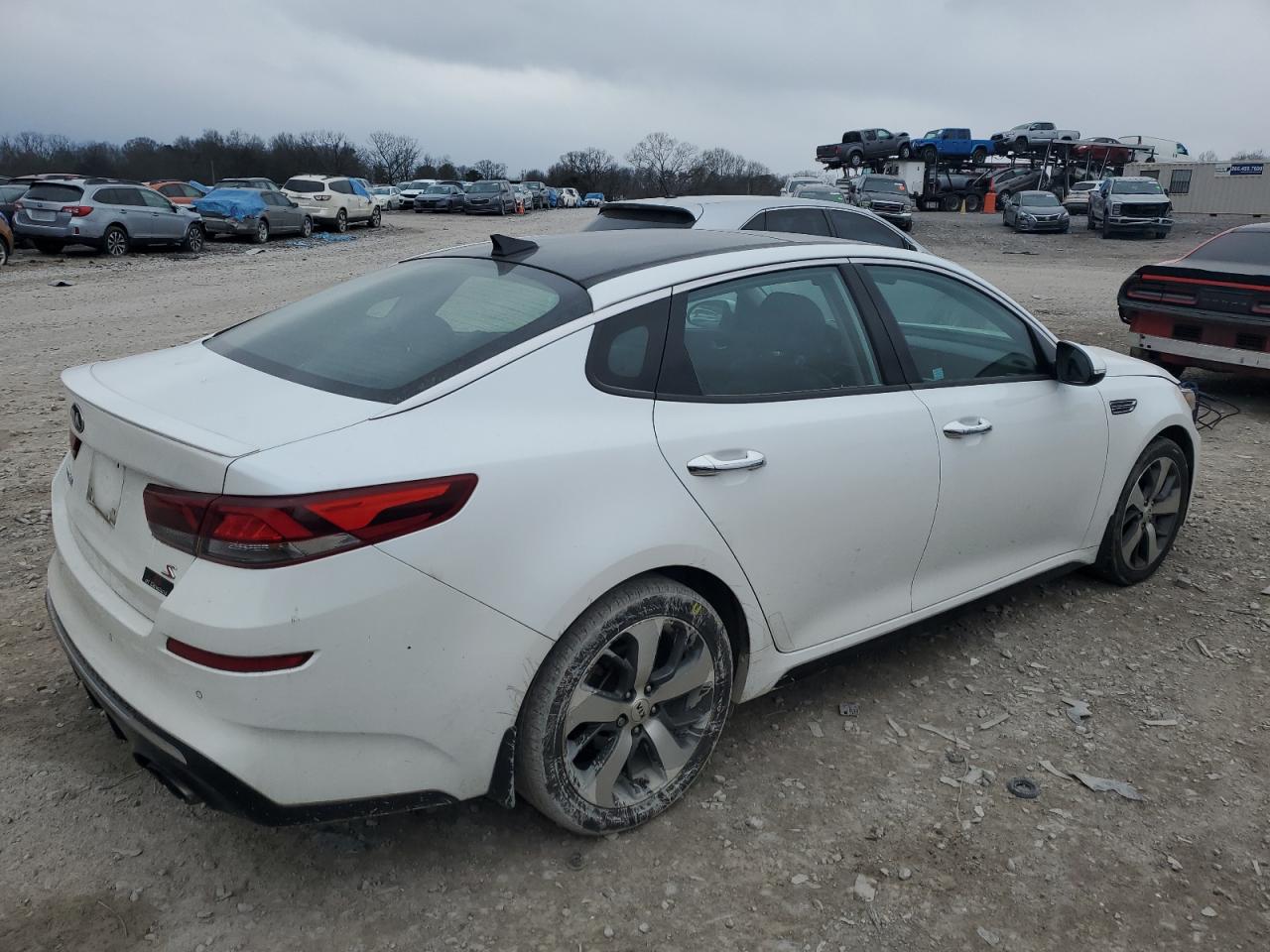 2019 KIA Optima VIN 5XXGT4L35KG361728 Copart auction photo, side damage thumbnail 3
