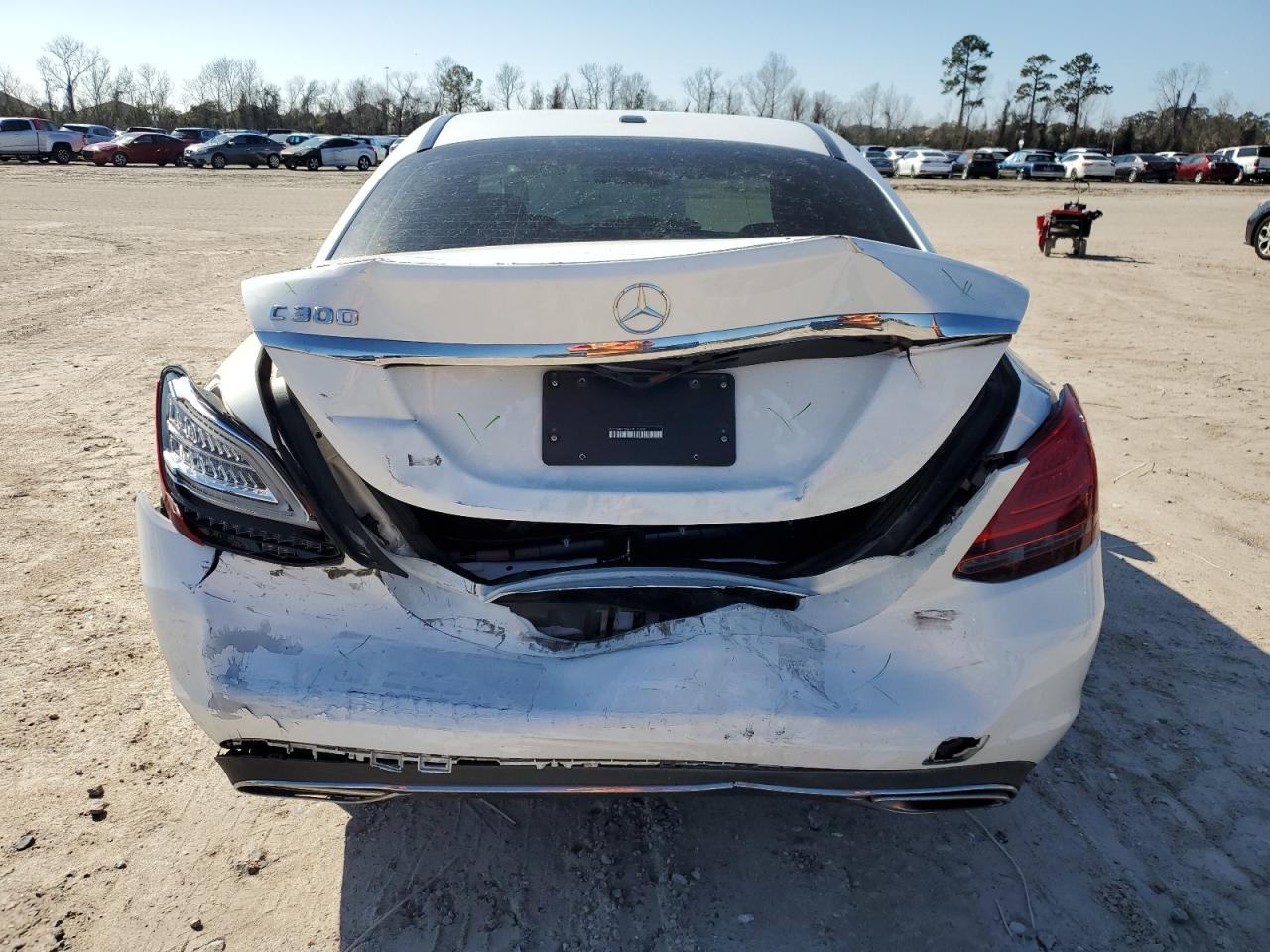 2019 Mercedes-Benz C-klasse VIN WDDWF8DB6KR518430 Copart auction photo, rear end / minor dent/scratches damage thumbnail 6