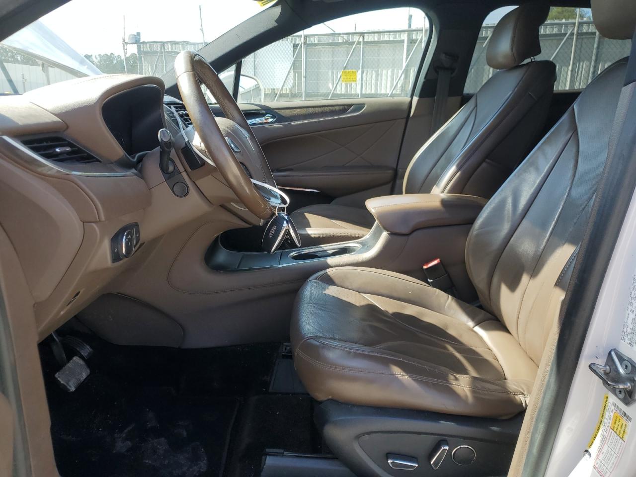 2017 Lincoln MKC VIN 5LMCJ3C95HUL57953 Copart auction photo, front end damage thumbnail 7