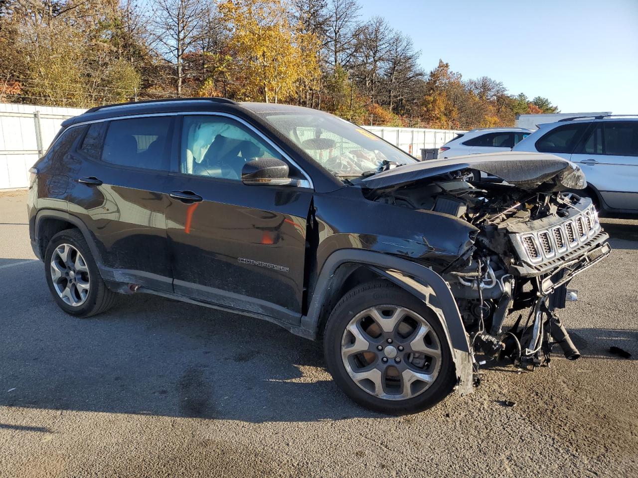 2020 Jeep Compass VIN 3C4NJDCB0LT245914 Copart auction photo, front end damage thumbnail 4