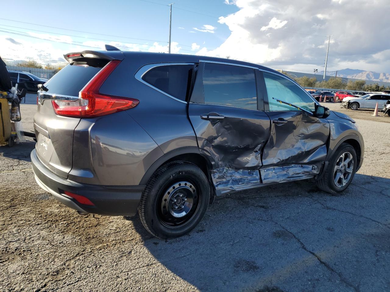 2019 Honda CR-V VIN 5J6RW1H5XKA041402 Copart auction photo, side damage thumbnail 3