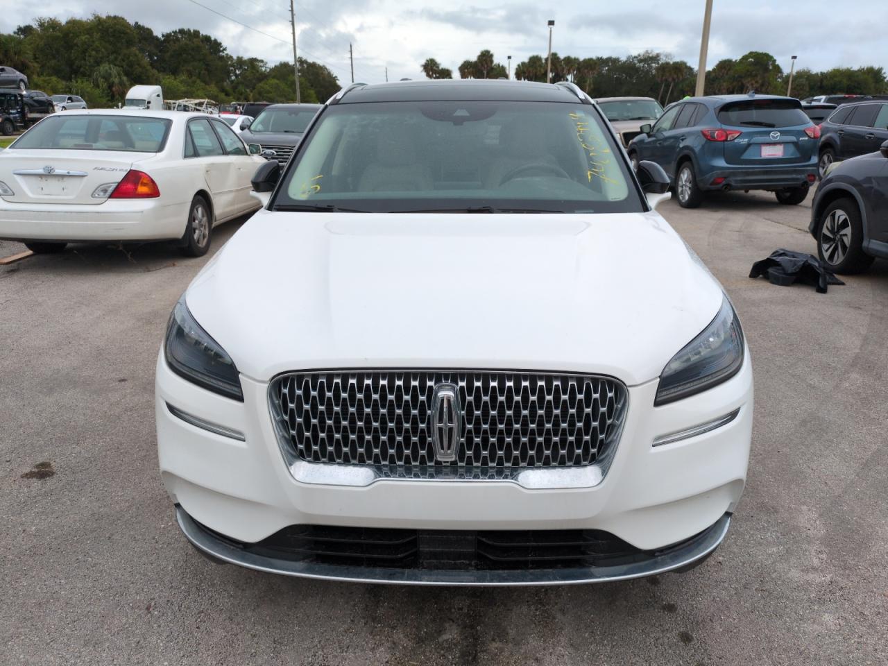 2021 Lincoln Corsair VIN 5LMCJ2C91MUL20189 Copart auction photo, water/flood damage thumbnail 5