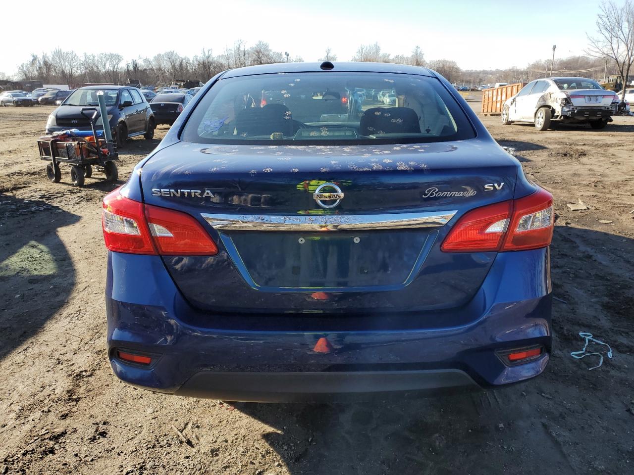2019 Nissan Sentra VIN 3N1AB7AP5KY389541 Copart auction photo, side / minor dent/scratches damage thumbnail 6