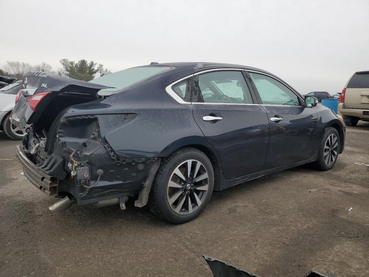 2018 Nissan Altima VIN 1N4AL3AP9JC162014 Copart auction photo, rear end damage thumbnail 3