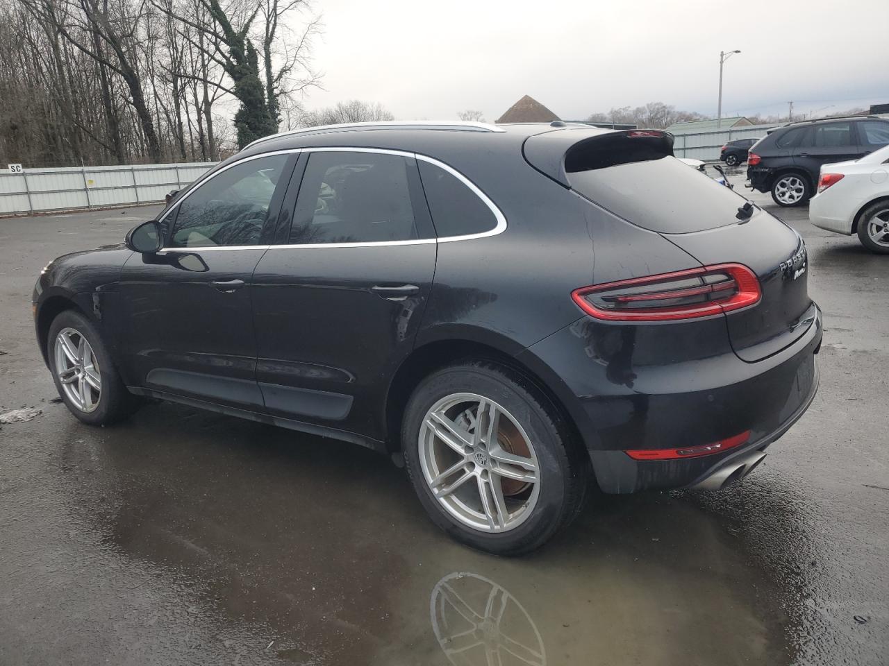 2017 Porsche Macan VIN WP1AB2A52HLB12876 Copart auction photo, water/flood damage thumbnail 2