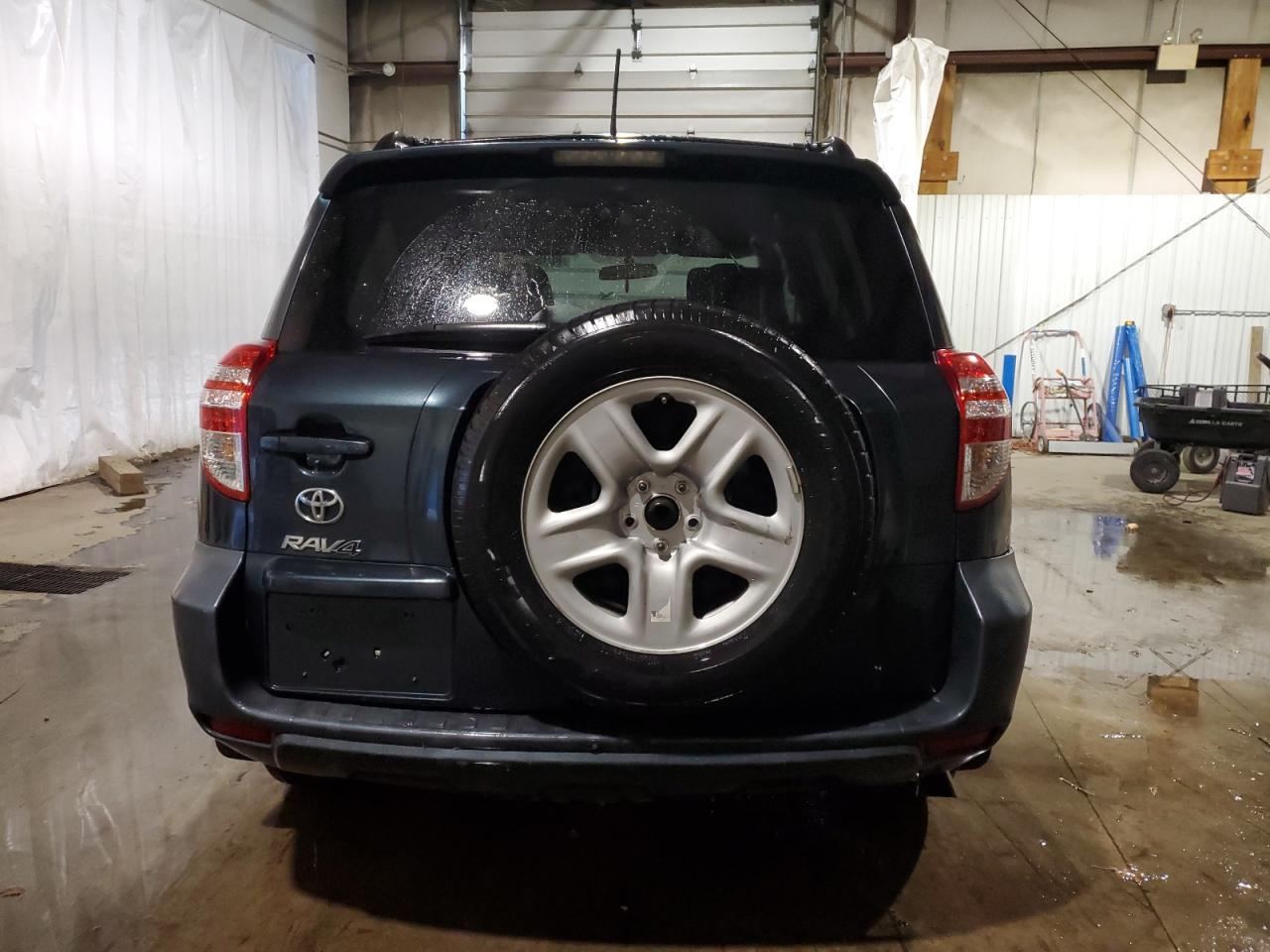 2011 Toyota RAV 4 VIN 2T3ZF4DV2BW066664 Copart auction photo, front end damage thumbnail 6