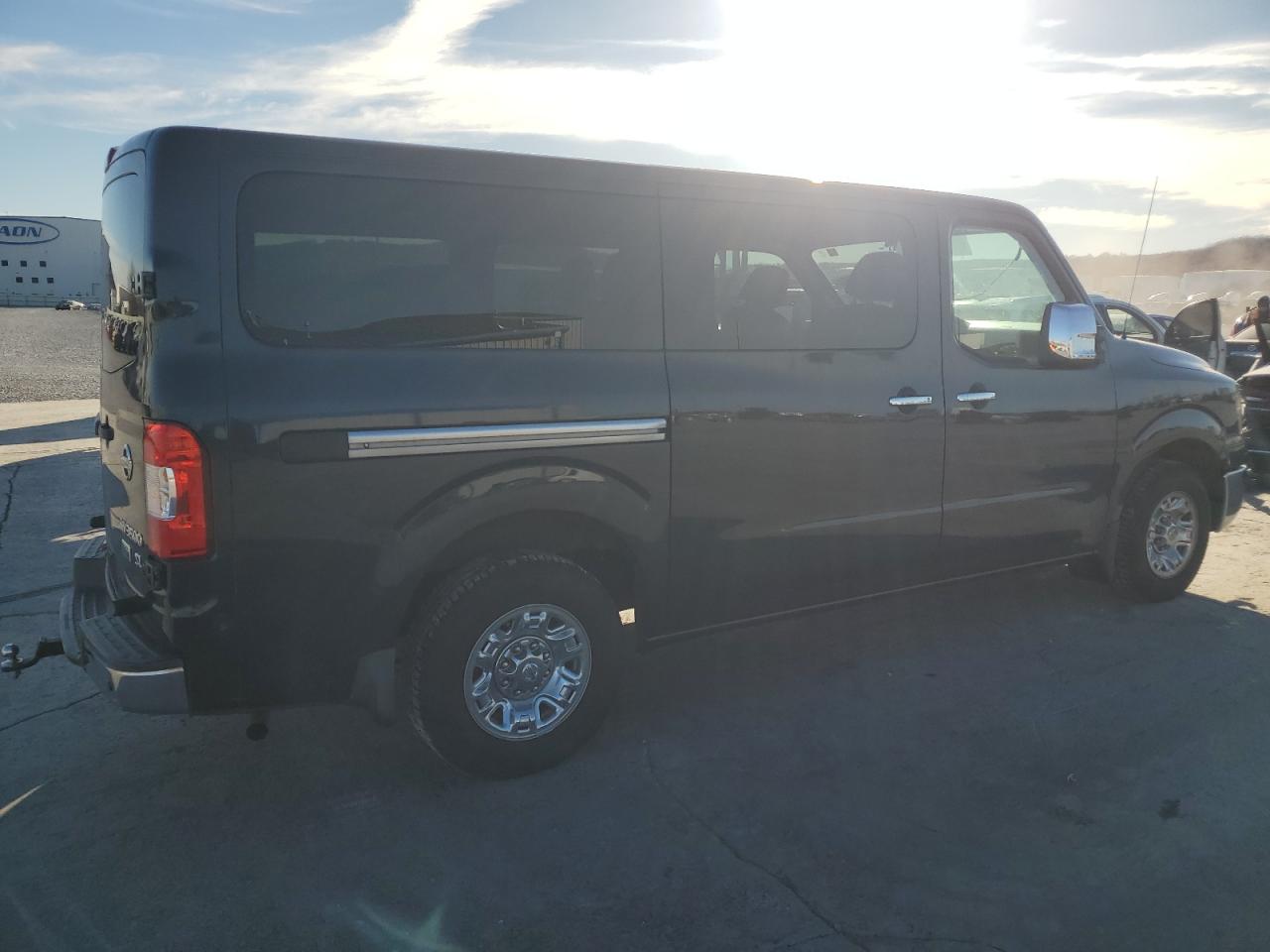 2016 Nissan NV VIN 5BZAF0AA8GN854824 Copart auction photo, top/roof / minor dent/scratches damage thumbnail 3