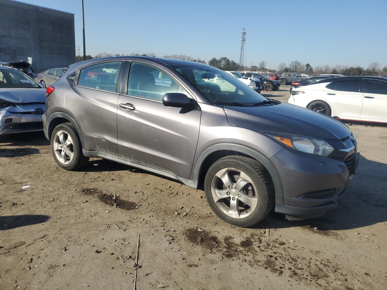 2018 Honda HR-V VIN 3CZRU6H36JM728752 Copart auction photo, side / minor dent/scratches damage thumbnail 4