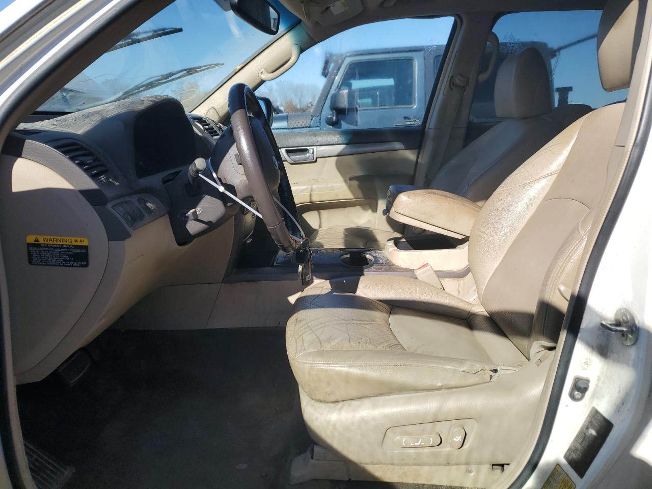 2009 KIA Mohave (borrego) VIN KNDJJ741795027760 Copart auction photo, front end damage thumbnail 7