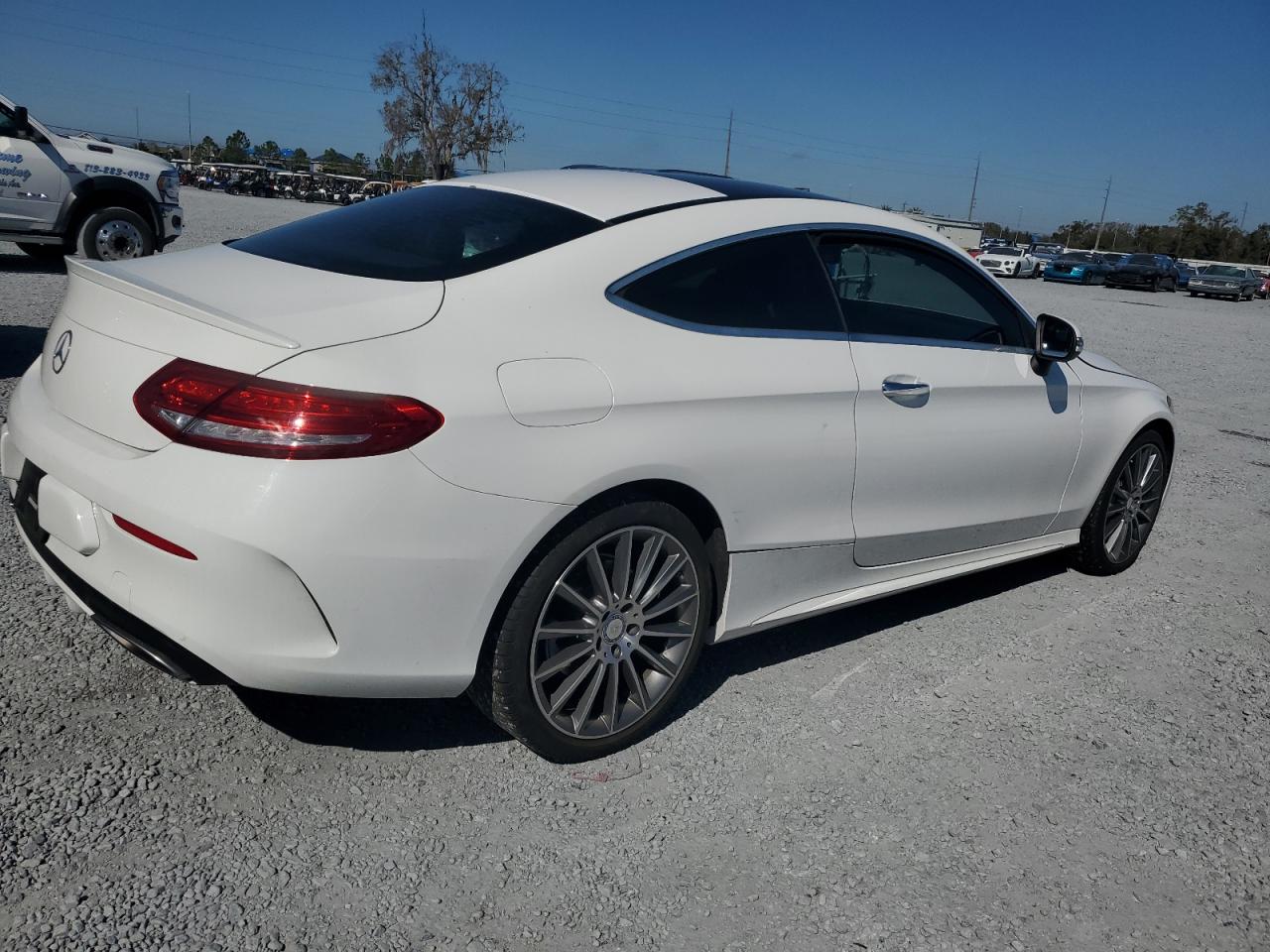 2017 Mercedes-Benz C-klasse VIN WDDWJ4KBXHF421168 Copart auction photo, front end / frame damage damage thumbnail 3