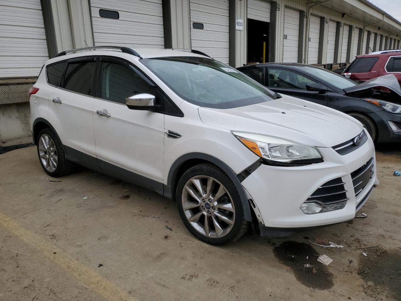 2016 Ford Escape VIN 1FMCU9GX8GUB93411 Copart auction photo, front end / side damage thumbnail 4