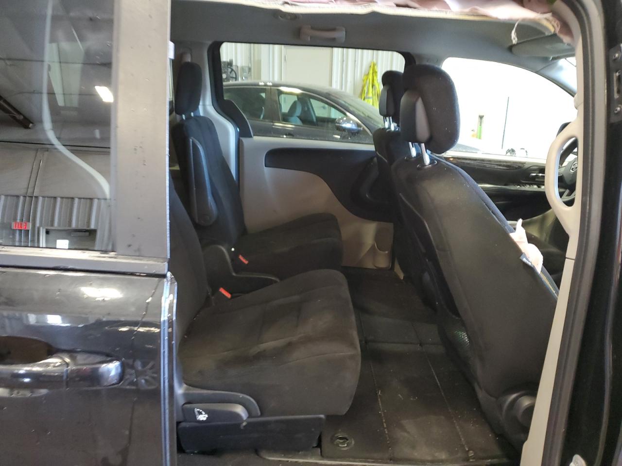 2011 Dodge Caravan VIN 2D4RN3DG0BR663744 Copart auction photo, front end / side damage thumbnail 11