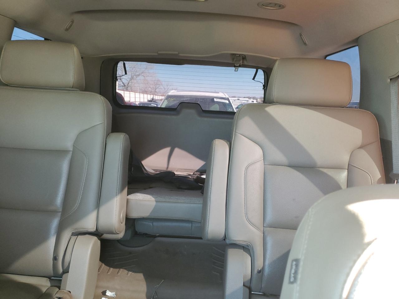 2016 Chevrolet Tahoe VIN 1GNSCCKC0GR477517 Copart auction photo, front end damage thumbnail 10