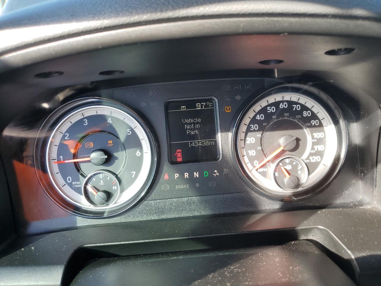 2020 RAM 1500 VIN 3C6RR6KT2LG130246 Copart auction photo, all over damage thumbnail 9