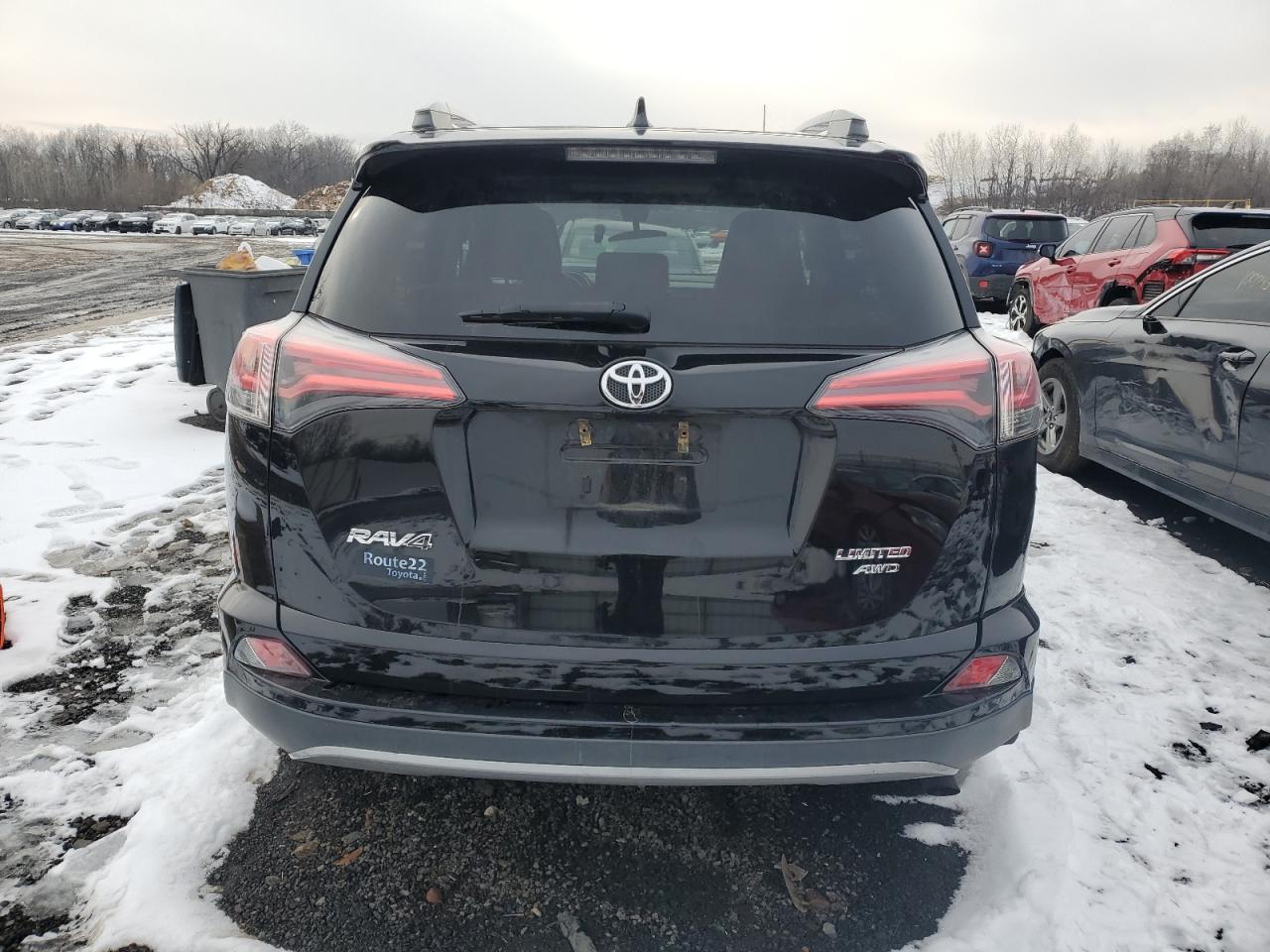 2017 Toyota RAV 4 VIN 2T3DFREV1HW662170 Copart auction photo, front end / rear end damage thumbnail 6