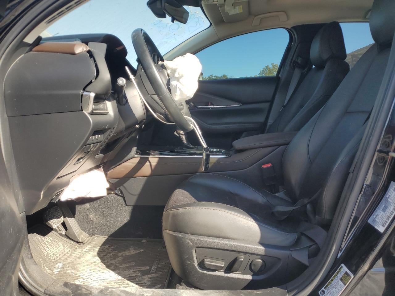 2020 Mazda CX-30 VIN 3MVDMAEM4LM137806 Copart auction photo, front end damage thumbnail 7