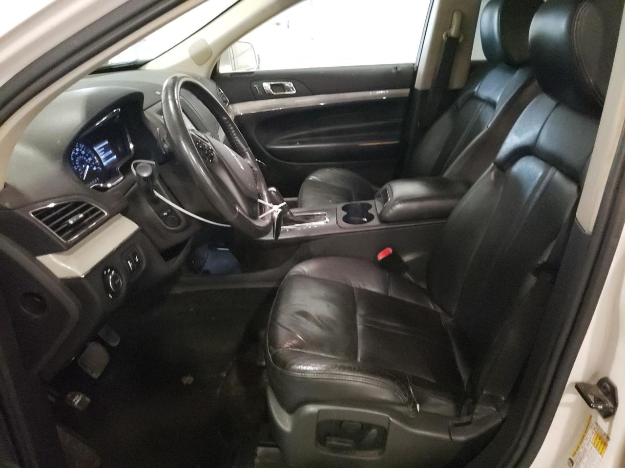 2015 Lincoln MKT VIN 2LMHJ5AT6FBL02356 Copart auction photo, front end damage thumbnail 7