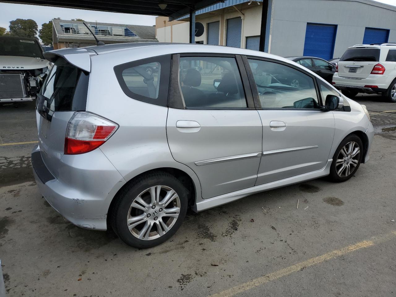 2011 Honda Fit VIN JHMGE8H56BS004963 Copart auction photo, front end damage thumbnail 3